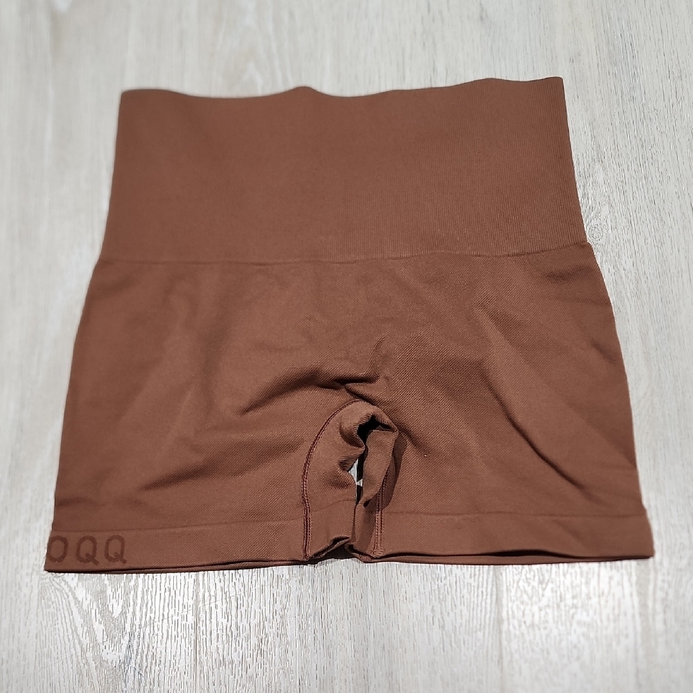 High-Waist Seamless Bike Shorts in Chestnut Brown